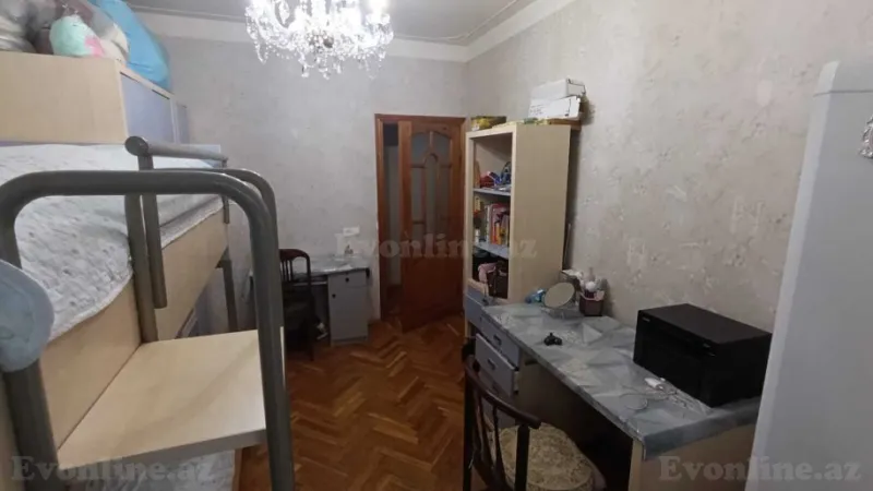 Satılır 5 otaqlı Mənzil Köhnə tikili 125 m² Azadlıq prospekti m. - şəkil 7