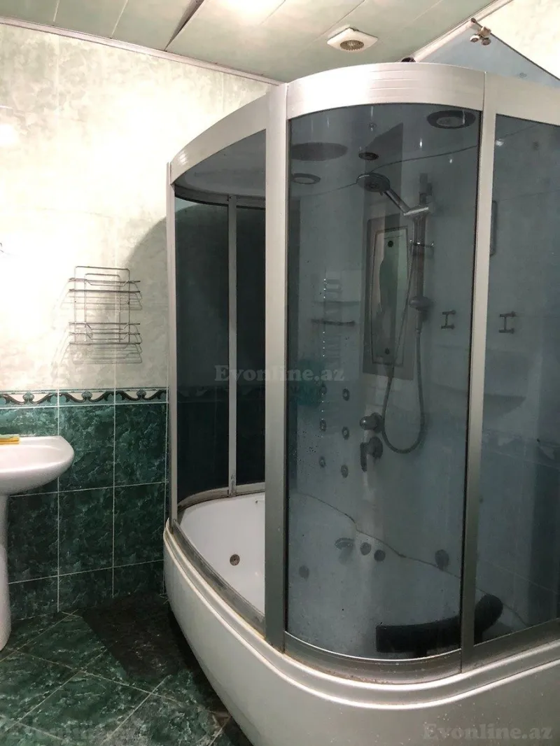 Kirayə verilir 3 otaqlı Mənzil Yeni tikili 160 m² 28 May m. - şəkil 6