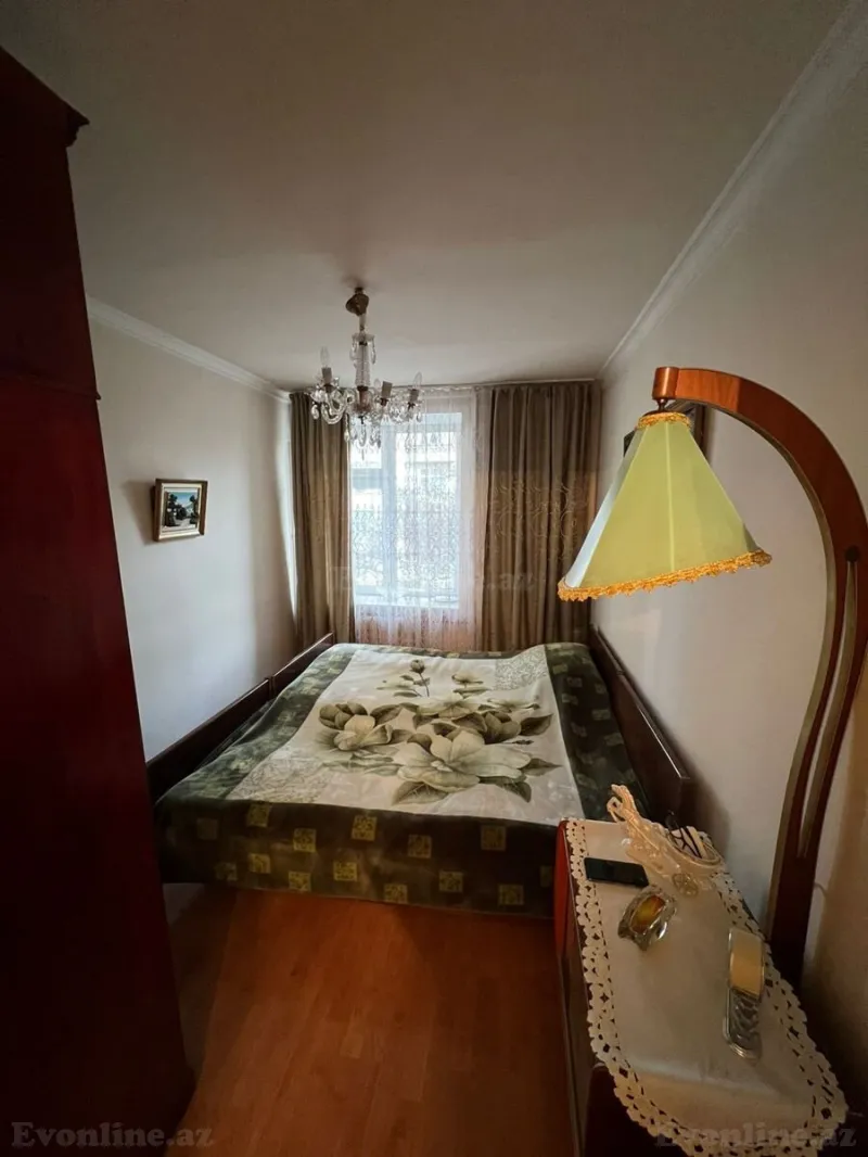 Satılır 2 otaqlı Mənzil Köhnə tikili 45 m² 28 May m. - şəkil 3