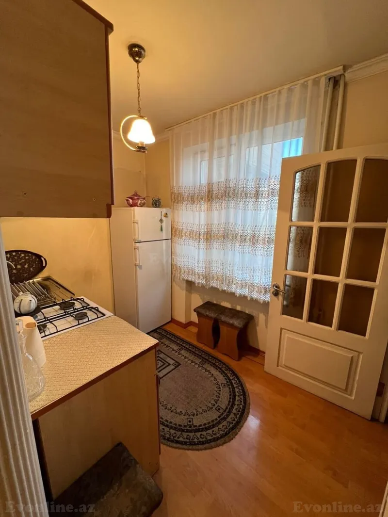 Satılır 2 otaqlı Mənzil Köhnə tikili 45 m² 28 May m. - şəkil 4