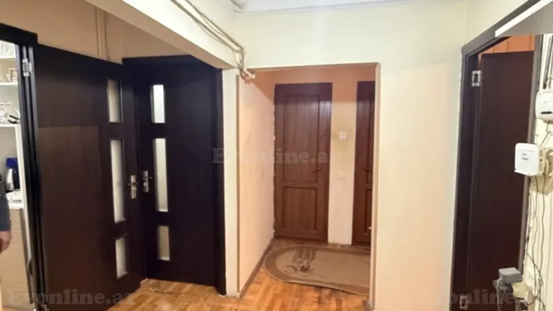 3 otaqlı Mənzil 80 m² Xalqlar Dostluğu m. Satılır