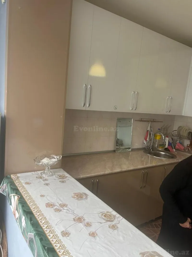 Satılır 2 otaqlı Mənzil Köhnə tikili 56 m² Sumqayıt - şəkil 5