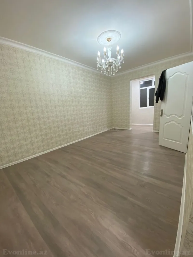 2 otaqlı Mənzil 48 m² 5-ci mikrorayon Satılır