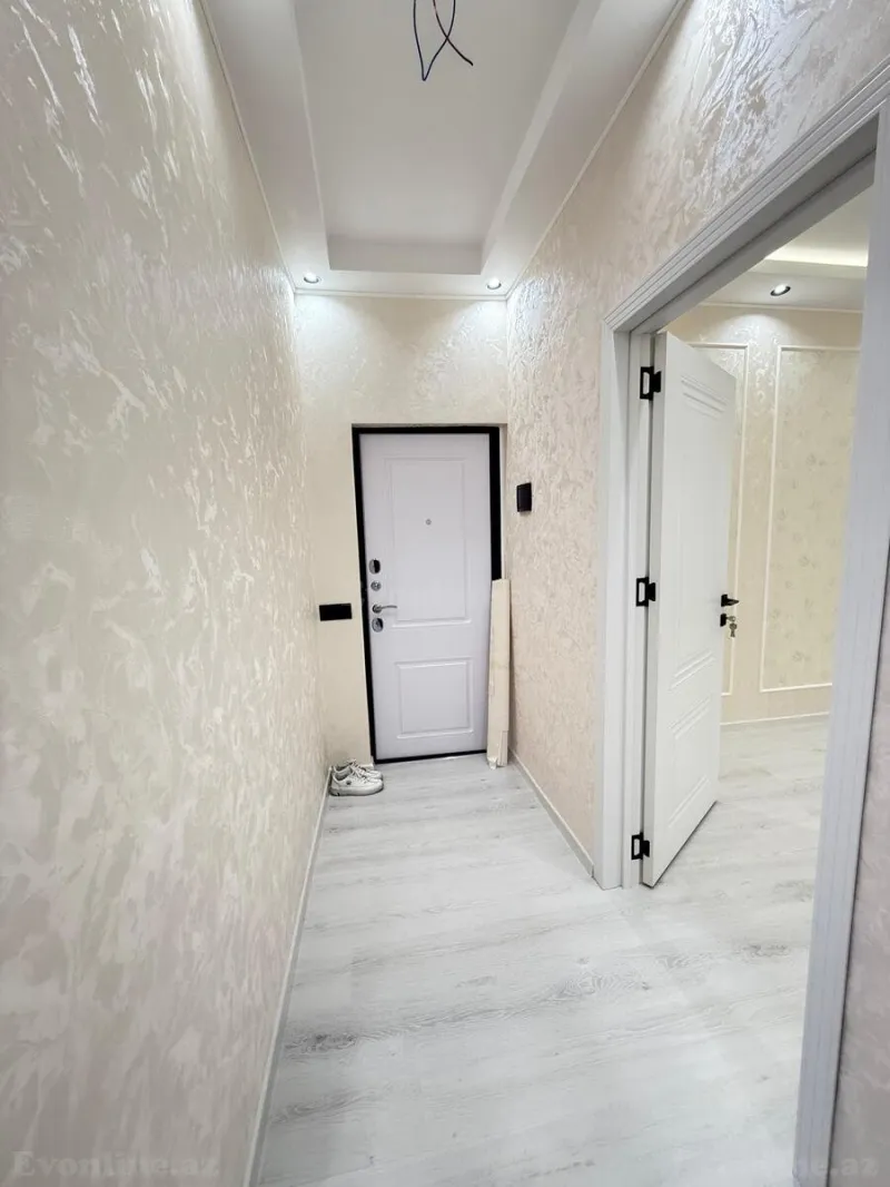 Satılır 2 otaqlı Mənzil Köhnə tikili 45 m² Yeni Yasamal - şəkil 2