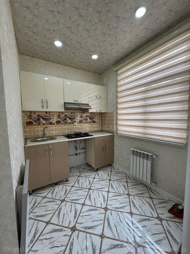 Satılır 2 otaqlı Mənzil Köhnə tikili 55 m² 4-cü mikrorayon - şəkil 7