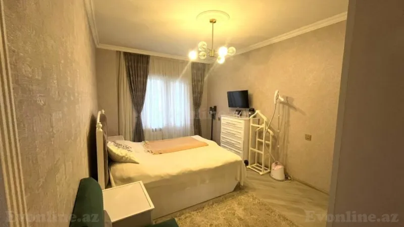 Satılır 4 otaqlı Mənzil Köhnə tikili 117 m² Yeni Yasamal - şəkil 3