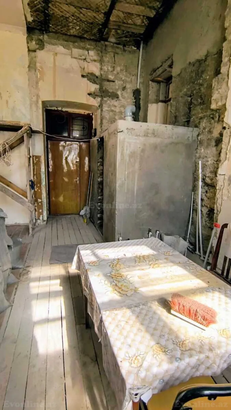 Satılır 1 otaqlı Mənzil Köhnə tikili 40 m² Nizami m. - şəkil 2