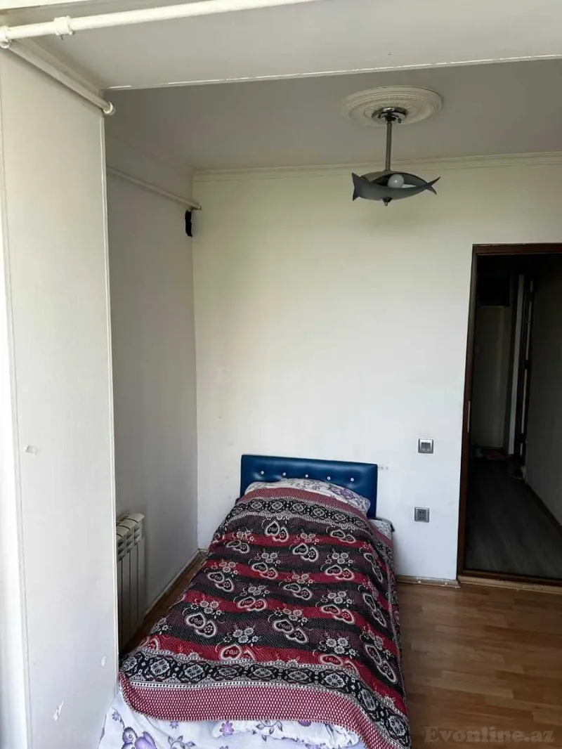 2 otaqlı Mənzil 48 m² Elmlər Akademiyası m. Kirayə verilir