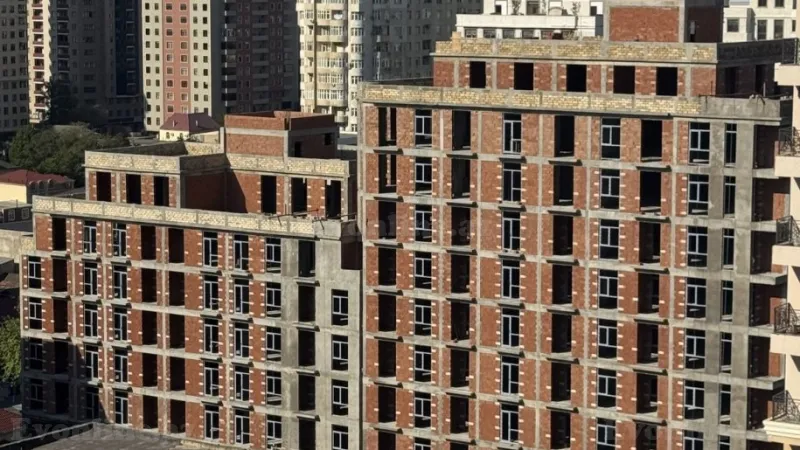 4 otaqlı Mənzil 158.8 m² 8 Noyabr m. Satılır