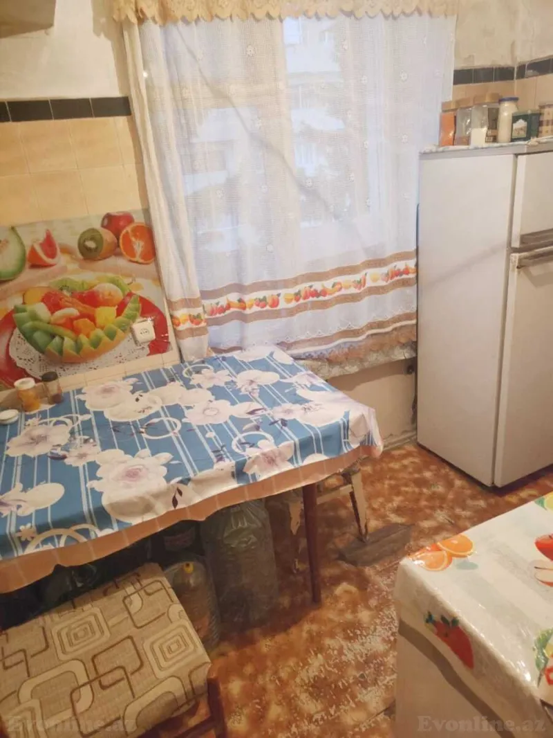 Satılır 2 otaqlı Mənzil Köhnə tikili 50 m² Elmlər Akademiyası m. - şəkil 6