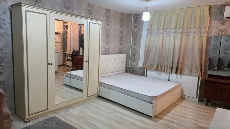 1 otaqlı Mənzil 29 m² 8-ci mikrorayon Kirayə verilir