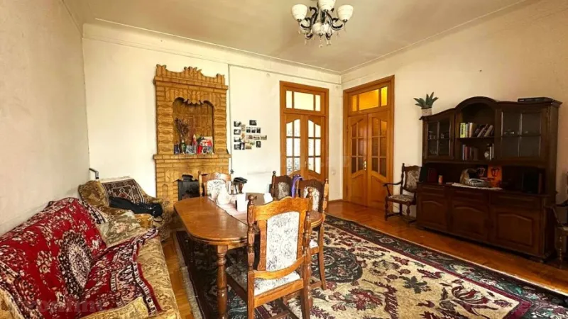 Satılır 2 otaqlı Mənzil Köhnə tikili 70 m² İçərişəhər m. - şəkil 4
