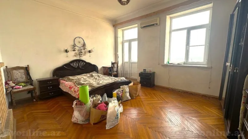 Satılır 2 otaqlı Mənzil Köhnə tikili 70 m² İçərişəhər m. - şəkil 6