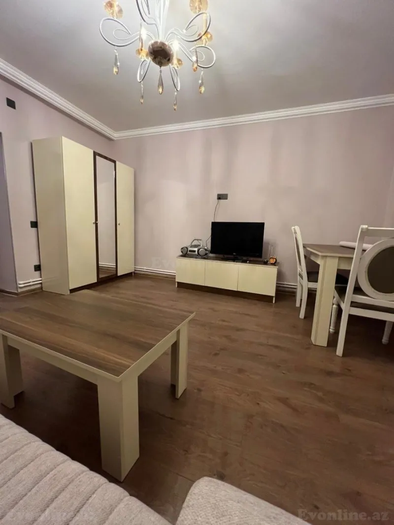 Kirayə verilir 2 otaqlı Mənzil Köhnə tikili 50 m² Nəriman Nərimanov m. - şəkil 2