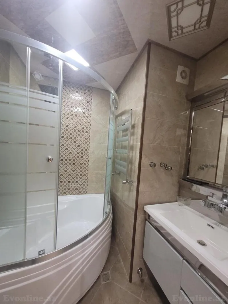 Satılır 2 otaqlı Mənzil Yeni tikili 92 m² Xalqlar Dostluğu m. - şəkil 8