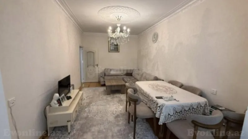 Satılır 2 otaqlı Mənzil Köhnə tikili 65 m² Gənclik m. - şəkil 2