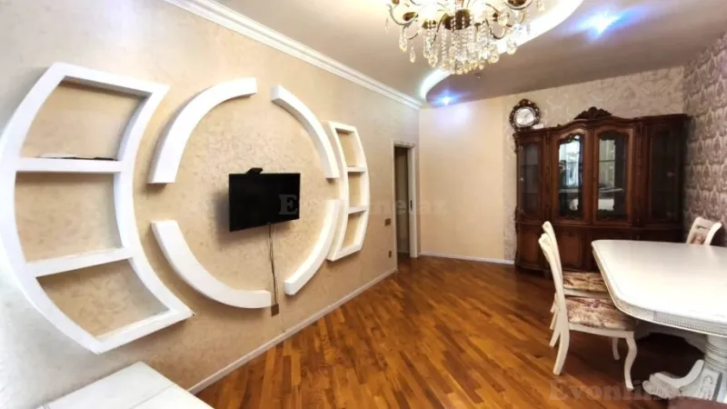 Kirayə verilir 3 otaqlı Mənzil Yeni tikili 90 m² Neftçilər m. - şəkil 3