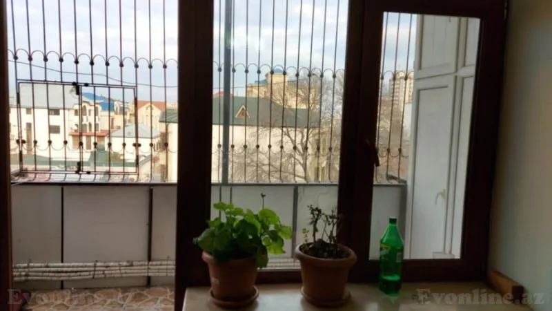 Satılır 2 otaqlı Mənzil Köhnə tikili 63 m² Nərimanov r. - şəkil 5