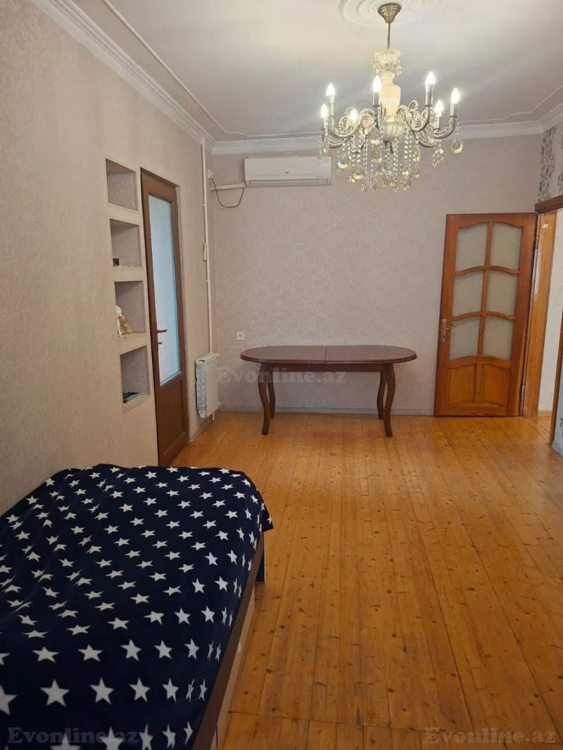 1 otaqlı Mənzil 50 m² 6-cı mikrorayon Satılır