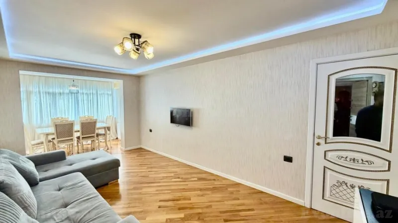 Satılır 3 otaqlı Mənzil Köhnə tikili 70 m² 8-ci kilometr - şəkil 2