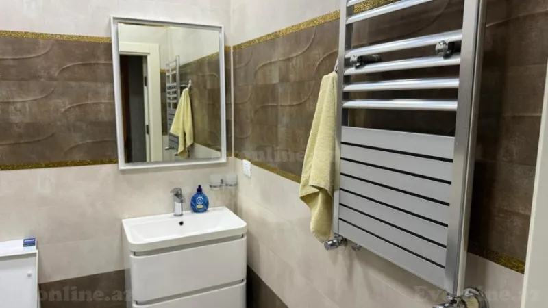 Kirayə verilir 4 otaqlı Mənzil Yeni tikili 110 m² Nəsimi m. - şəkil 12