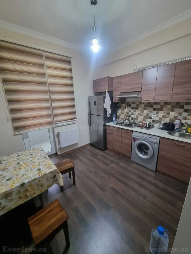 3 otaqlı Mənzil 96 m² Yasamal Kirayə verilir