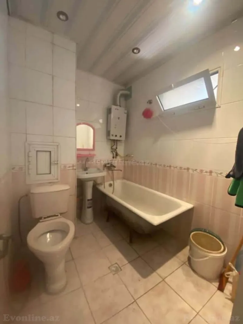 Kirayə verilir 2 otaqlı Mənzil Köhnə tikili 45 m² 7-ci mikrorayon - şəkil 26