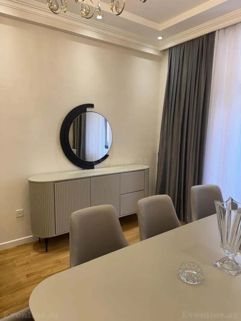 Kirayə verilir 3 otaqlı Mənzil Yeni tikili 130 m² 28 May m. - şəkil 6