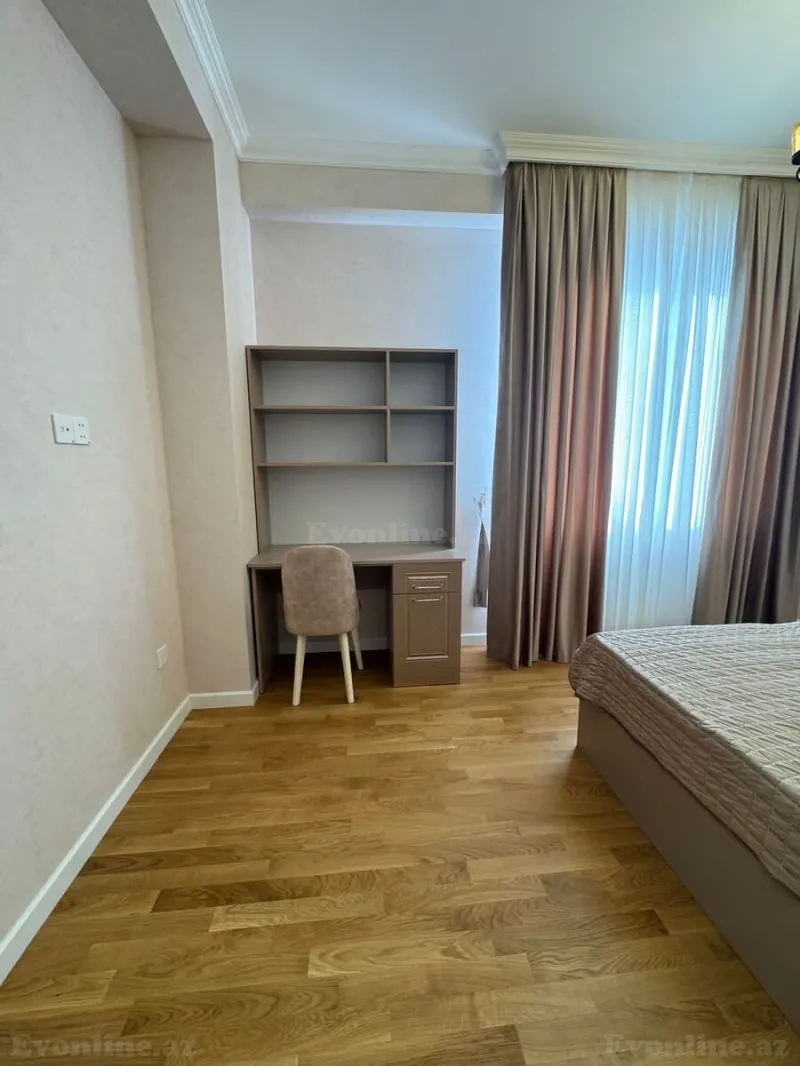 Kirayə verilir 3 otaqlı Mənzil Yeni tikili 130 m² 28 May m. - şəkil 18