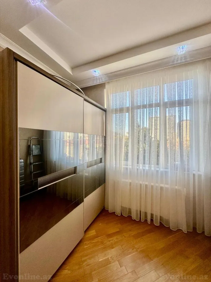 Satılır 3 otaqlı Mənzil Köhnə tikili 100 m² Nəsimi r. - şəkil 14