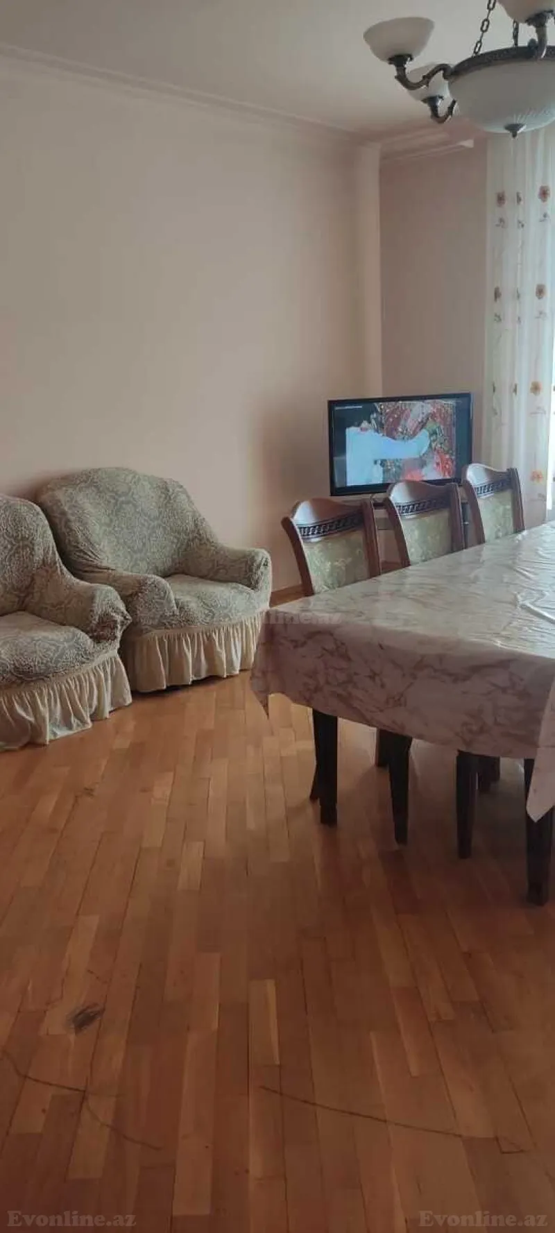 Kirayə verilir 3 otaqlı Mənzil Köhnə tikili 148 m² Memar Əcəmi m. - şəkil 2