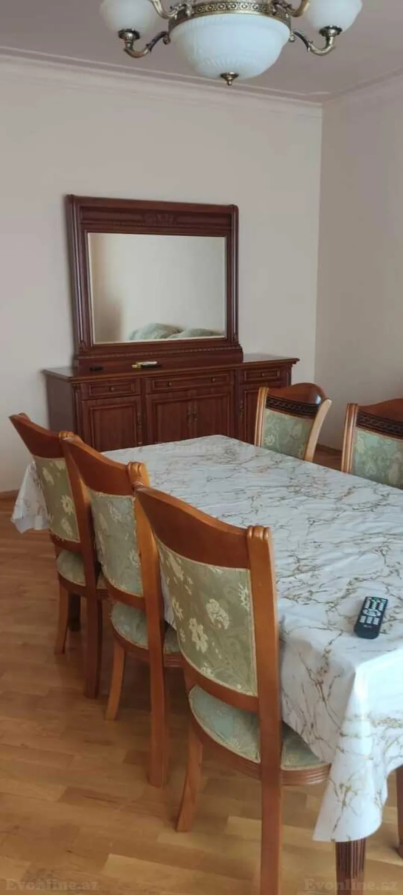 Kirayə verilir 3 otaqlı Mənzil Köhnə tikili 148 m² Memar Əcəmi m. - şəkil 3