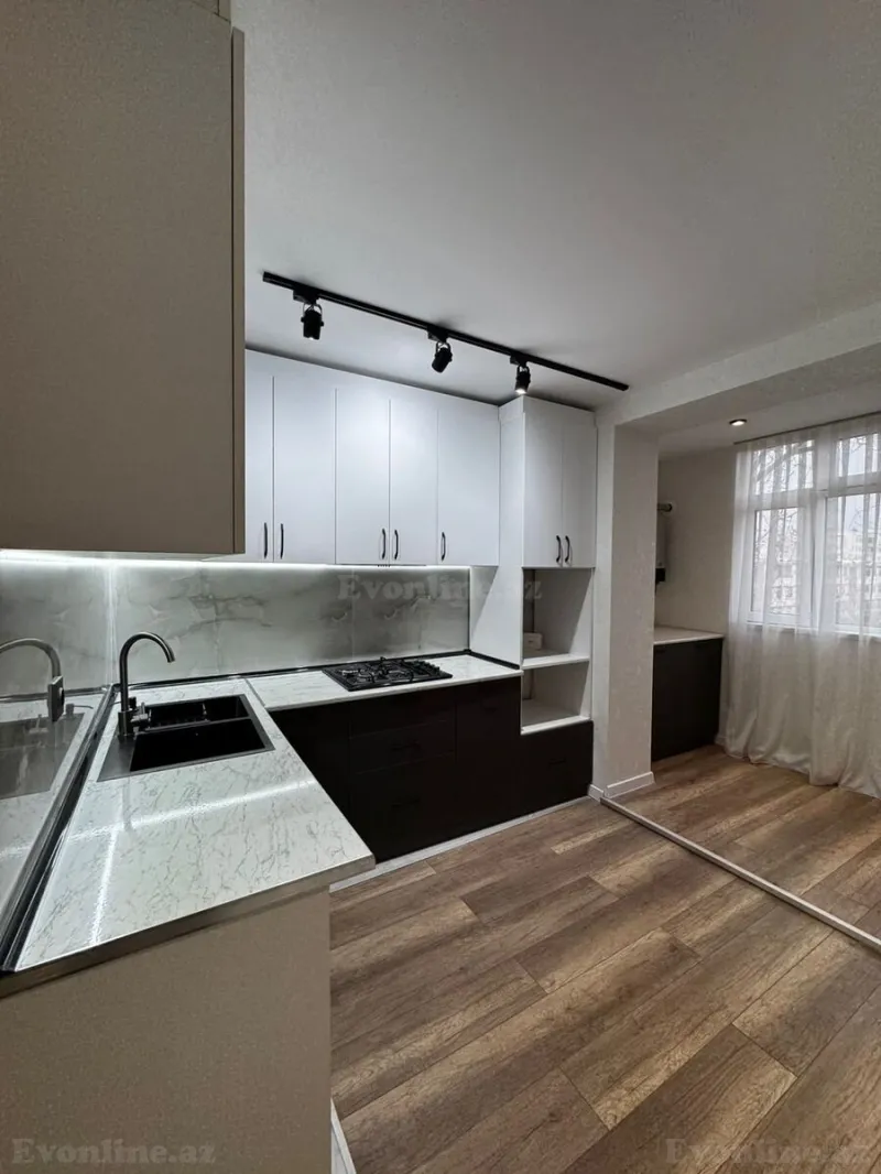 Satılır 3 otaqlı Mənzil Köhnə tikili 80 m² Əhmədli m. - şəkil 10