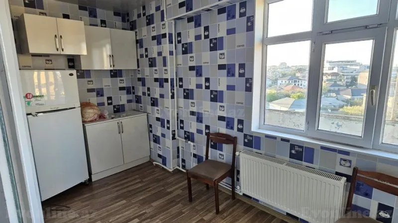 Satılır 3 otaqlı Mənzil Köhnə tikili 70 m² Badamdar - şəkil 4