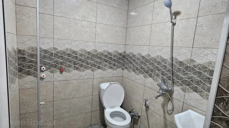 Satılır 3 otaqlı Mənzil Köhnə tikili 70 m² Badamdar - şəkil 6