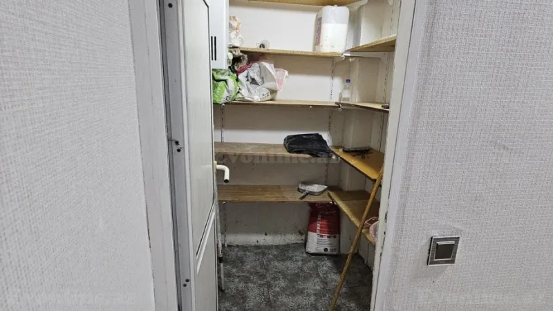 Satılır 3 otaqlı Mənzil Köhnə tikili 70 m² Badamdar - şəkil 12