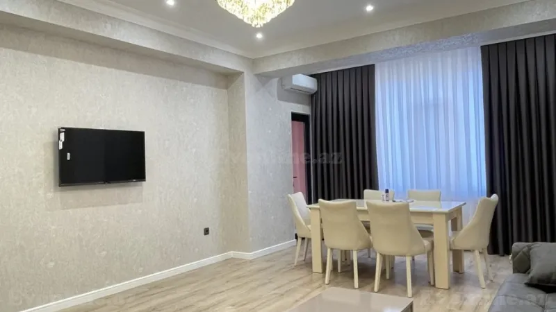 3 otaqlı Mənzil 110 m² Nəriman Nərimanov m. Kirayə verilir