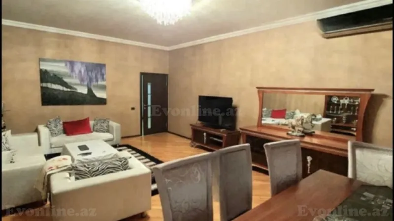 3 otaqlı Mənzil 145 m² İçərişəhər m. Kirayə verilir