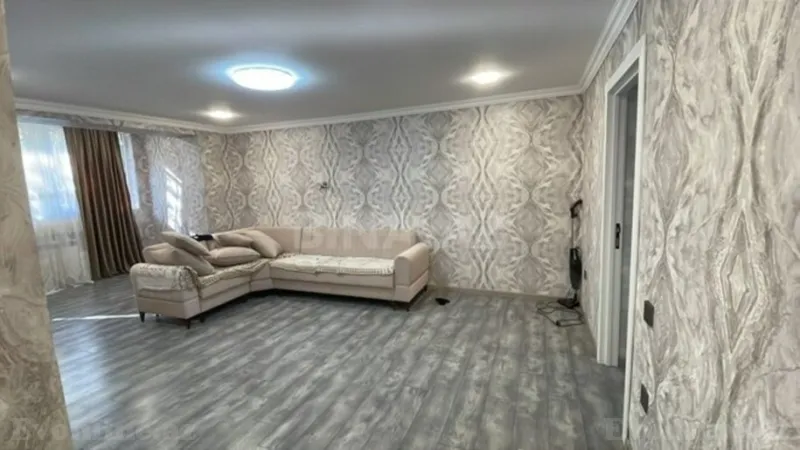 Satılır 2 otaqlı Mənzil Köhnə tikili 56 m² Azadlıq prospekti m. - şəkil 2