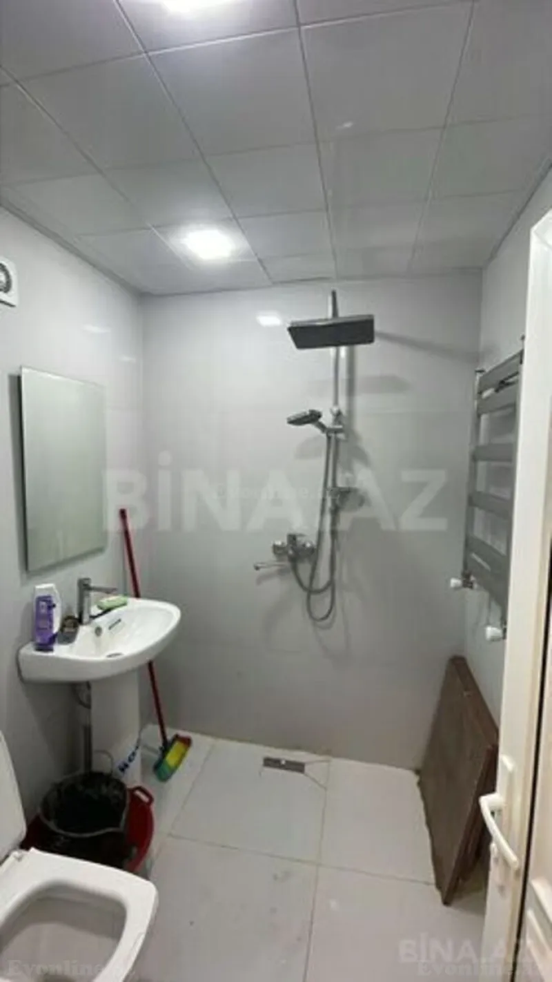 Satılır 2 otaqlı Mənzil Köhnə tikili 56 m² Azadlıq prospekti m. - şəkil 6