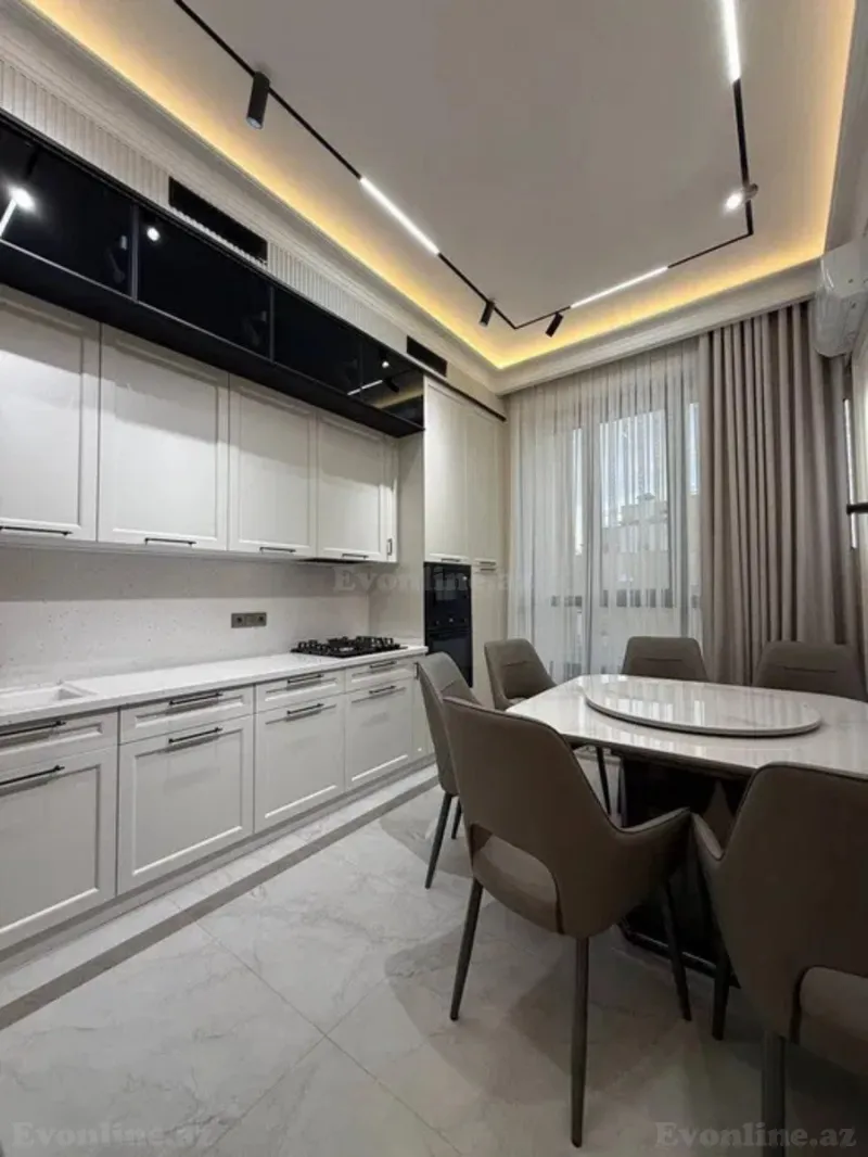 Kirayə verilir 3 otaqlı Mənzil Yeni tikili 140 m² Xətai r. - şəkil 2