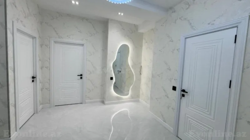Satılır 2 otaqlı Mənzil Yeni tikili 65 m² 8-ci mikrorayon
