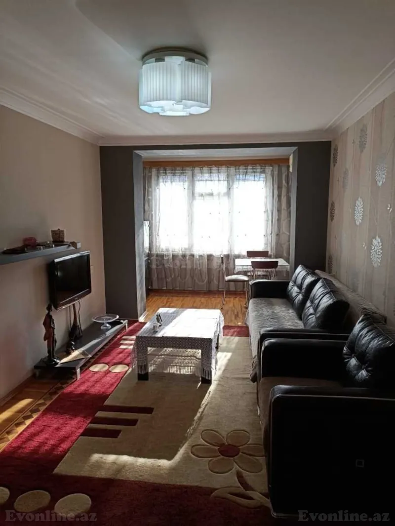 Satılır 2 otaqlı Mənzil Köhnə tikili 65 m² Yasamal r.