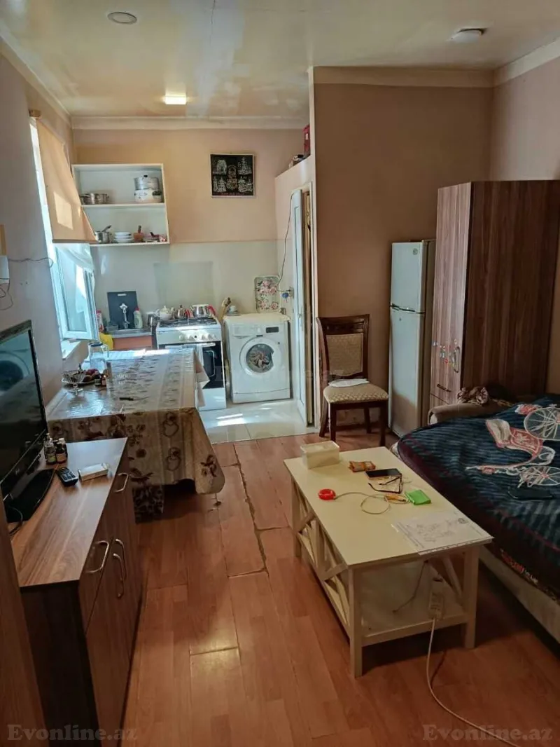 1 otaqlı Mənzil 18 m² 28 May m. Satılır