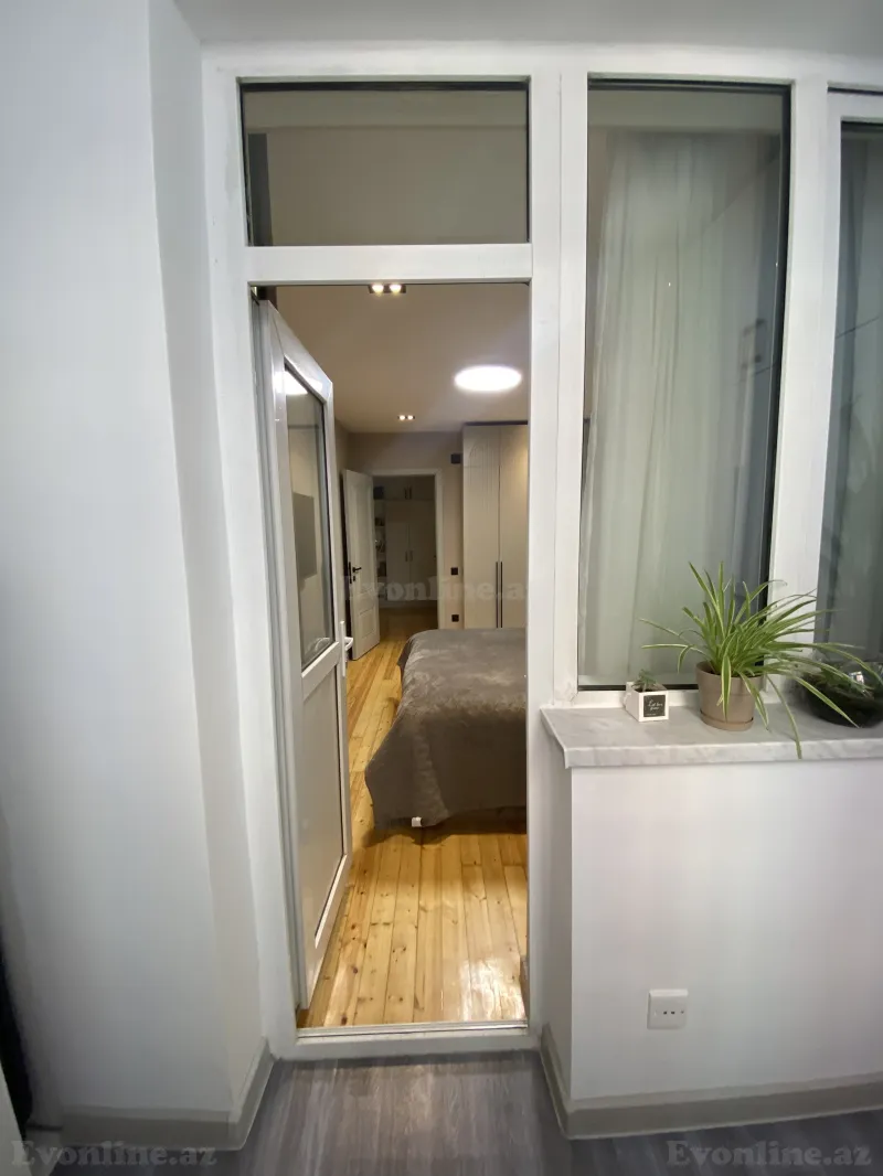 Satılır 4 otaqlı Mənzil Yeni tikili 120 m² Q.Qarayev pr. - şəkil 24