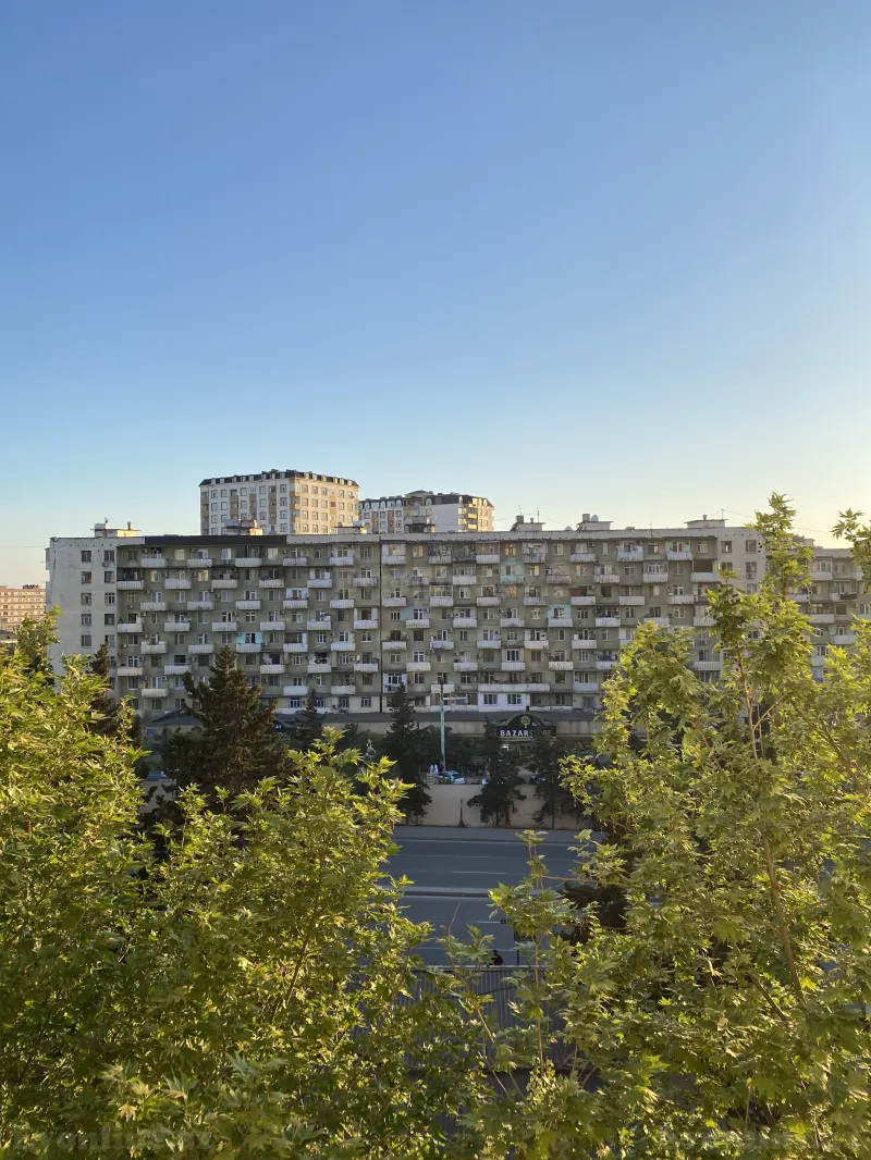 Satılır 4 otaqlı Mənzil Yeni tikili 120 m² Q.Qarayev pr. - şəkil 28