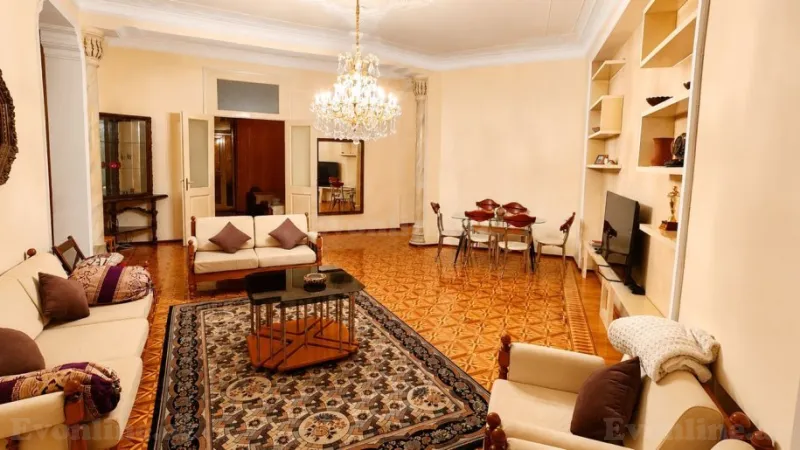 Kirayə verilir 4 otaqlı Mənzil Köhnə tikili 160 m² Sahil m. - şəkil 2