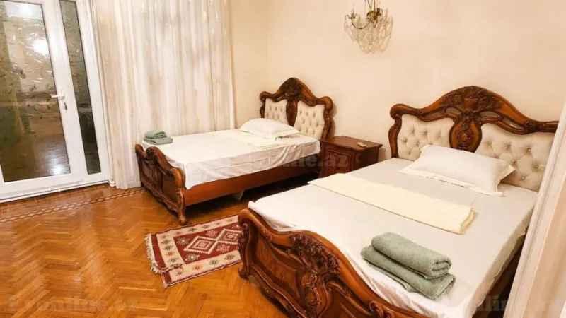 Kirayə verilir 4 otaqlı Mənzil Köhnə tikili 160 m² Sahil m. - şəkil 5