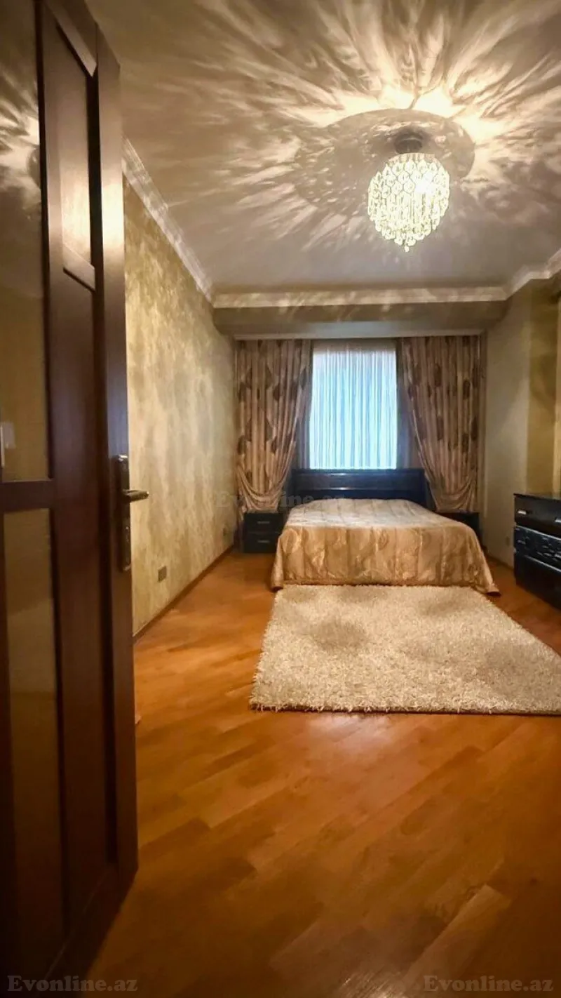 Satılır 3 otaqlı Mənzil Yeni tikili 135 m² Binəqədi r. - şəkil 2