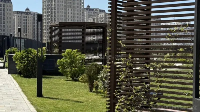 Satılır 3 otaqlı Mənzil Yeni tikili 140 m² Koroğlu m. - şəkil 24
